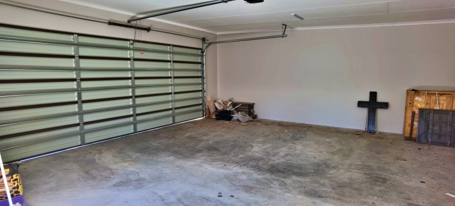 4 Bedroom Property for Sale in Hartenbos Central Western Cape